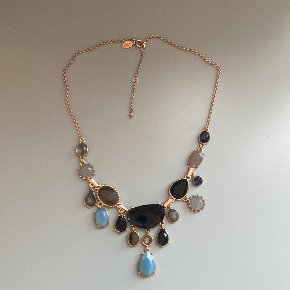 LOFT necklace. Various shades of blue jewels